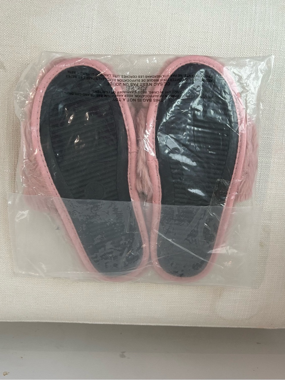 NWT Victoria's Secret Faux Fur Slide Slippers Pink Size L Large New In Bag - Picture 4 of 4